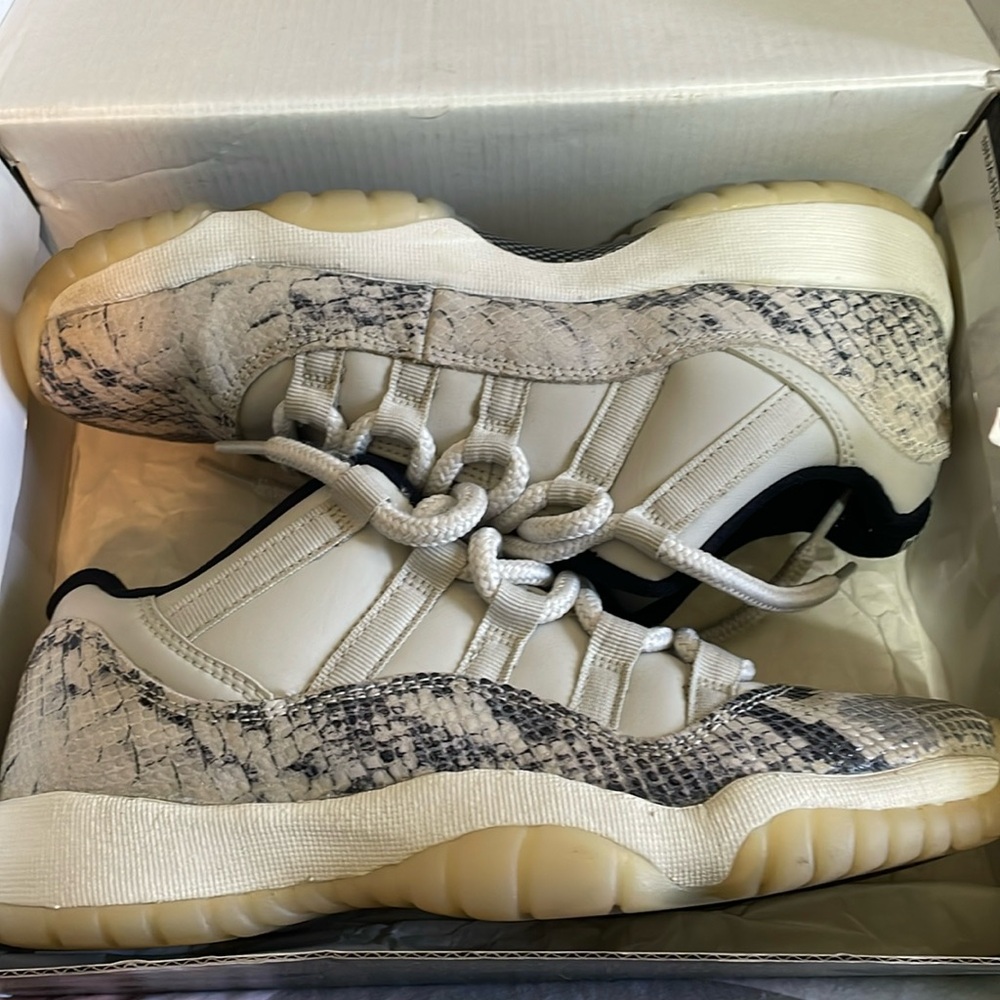 Jordan 11 retro Low